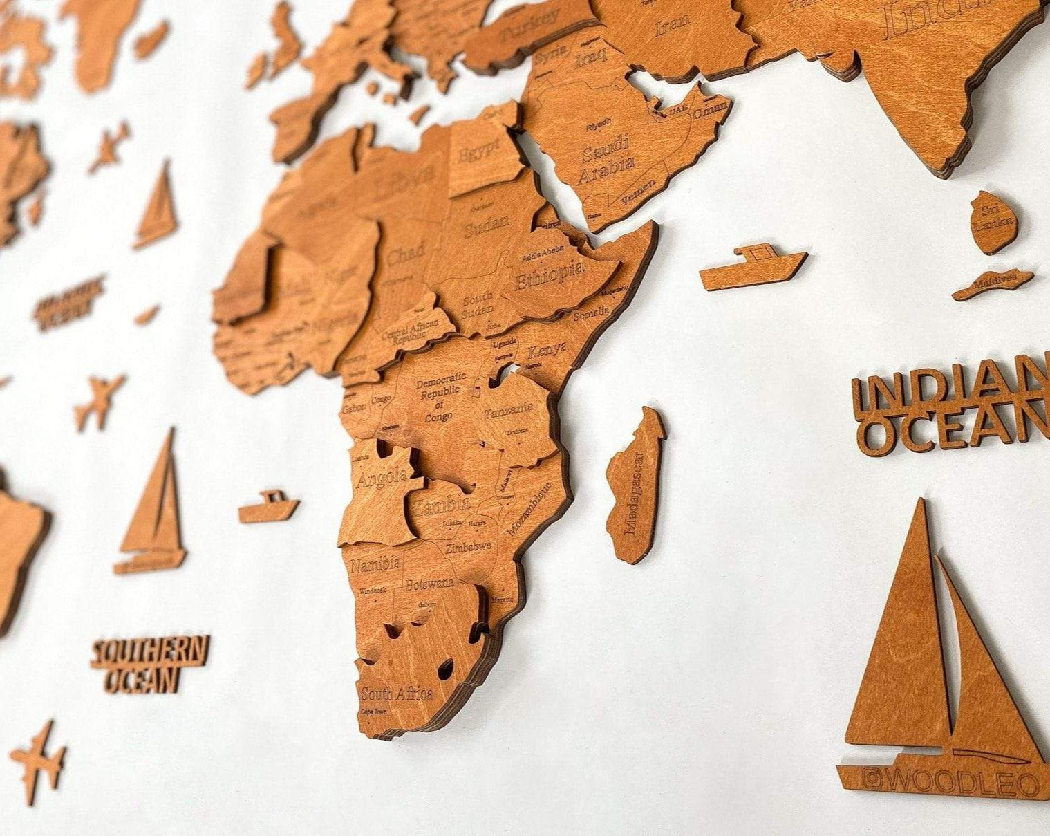 3D WOODEN WALL MAP IN OAK WoodLeo