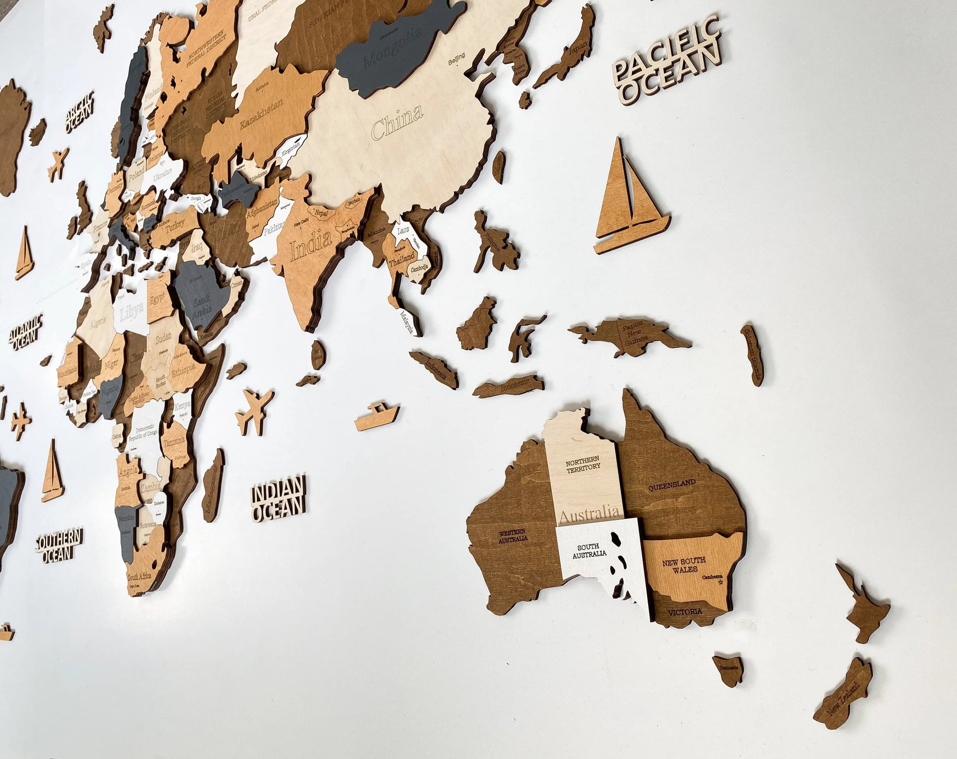 3D WOODEN WORLD MAP «AMERICANO» WoodLeo