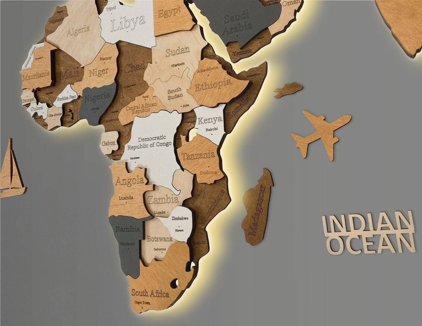 CARTE DU MONDE EN BOIS LED 3D "CAFÉ"