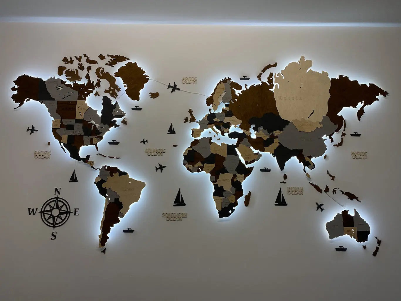 3D LED WOODEN WORLD MAP IN DARK BROWN AND GREY WoodLeo