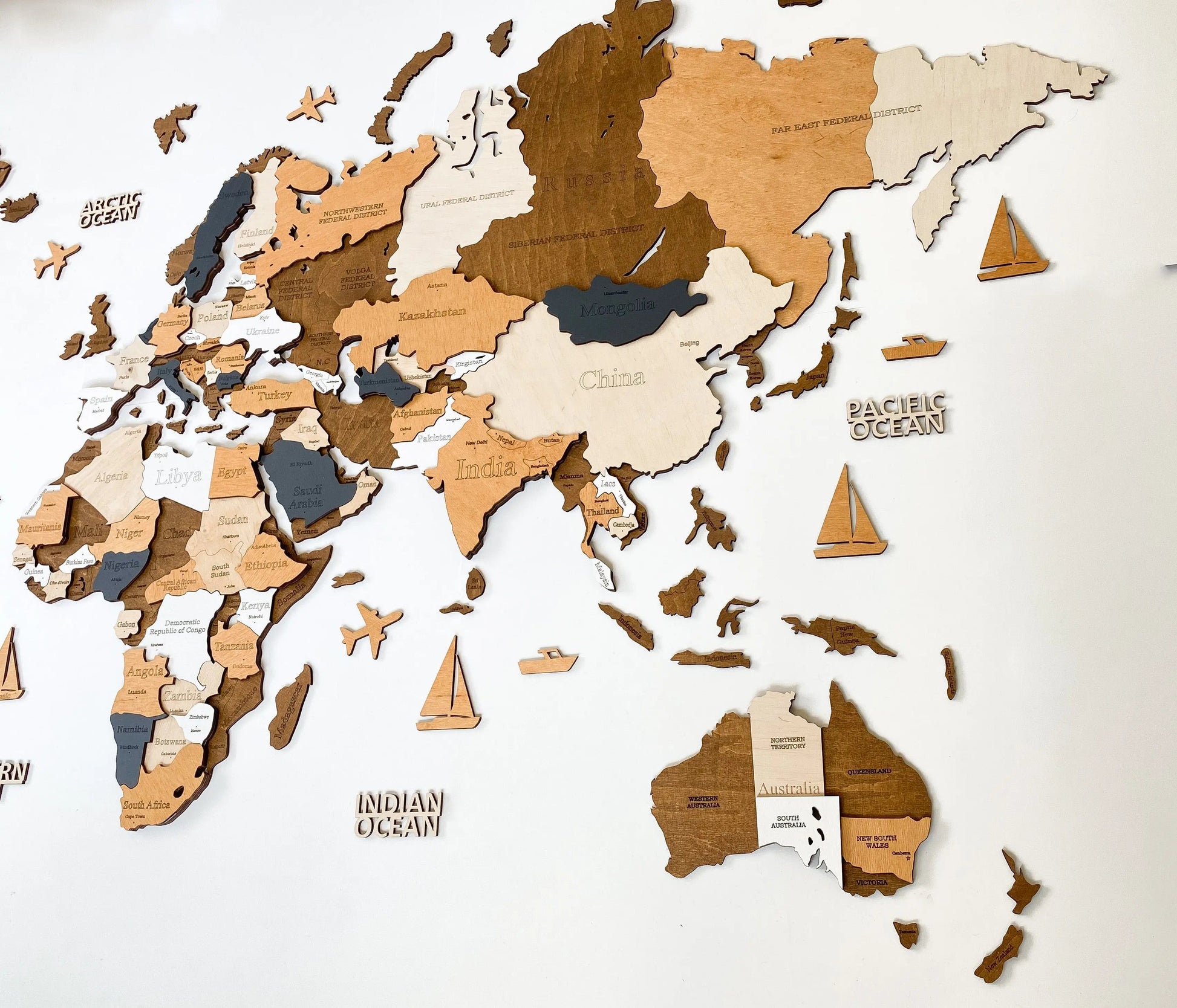 3D WOODEN WORLD MAP «AMERICANO» WoodLeo